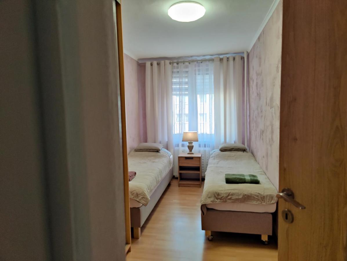 Dwupokojowe Mieszkanie Новий-Двір-Мазовецький Екстер'єр фото
